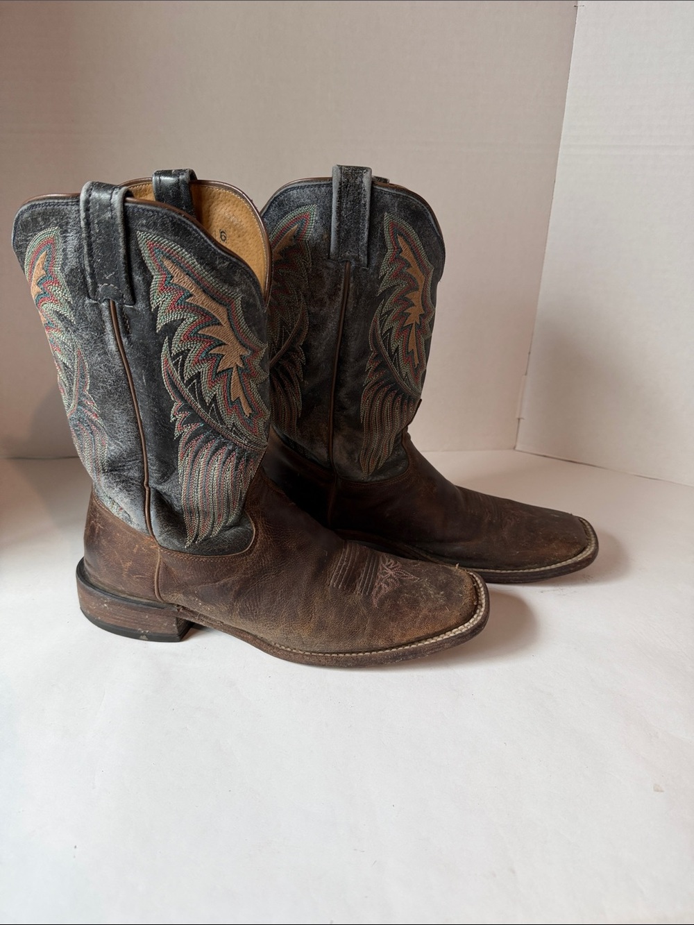 Tony Lama Brown Leather Western Heeled Boots with Multicolor Stitching